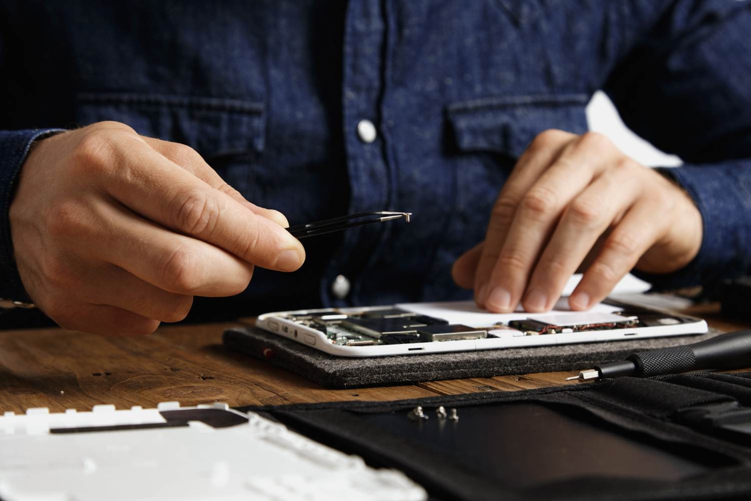 iPhone screen repair in Medford, 