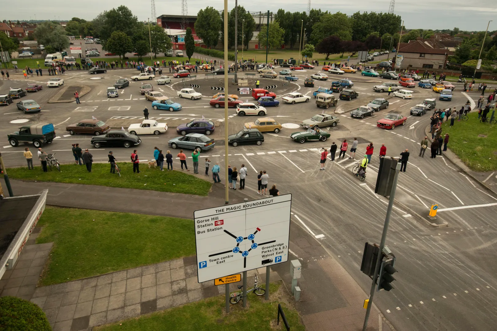 Gatwick Airport to Swindon Taxi