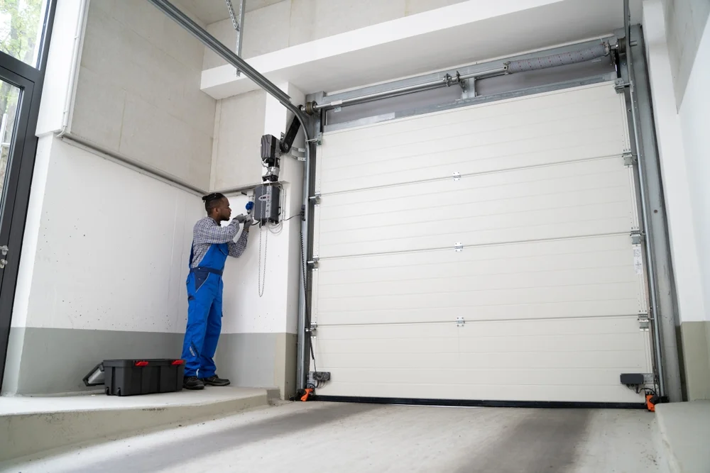 Book Now Residential Garage Door Repair Service in Dubai