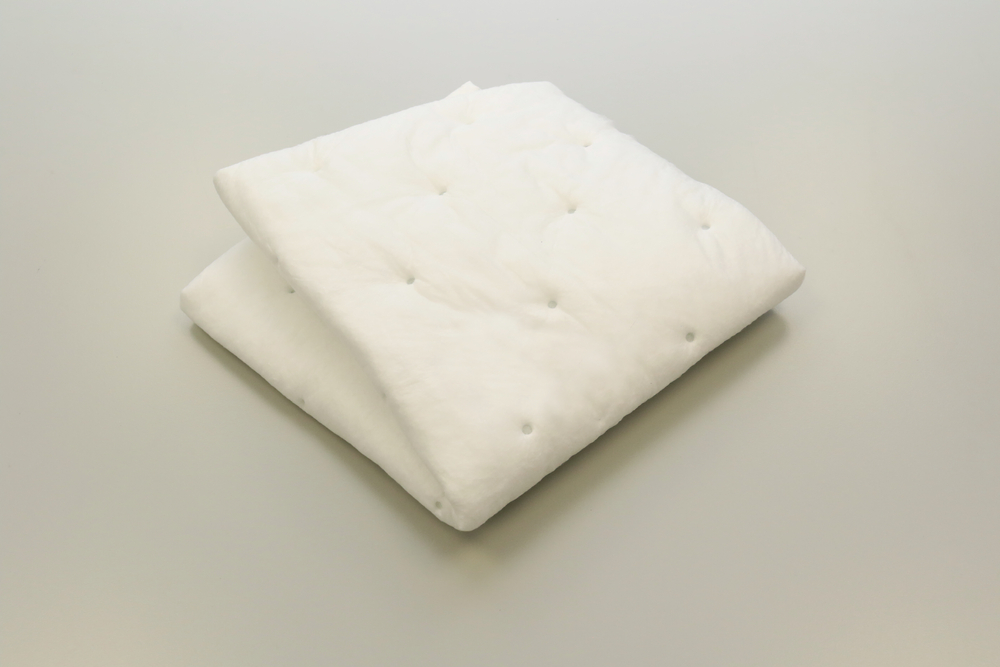 oil absorbent pad