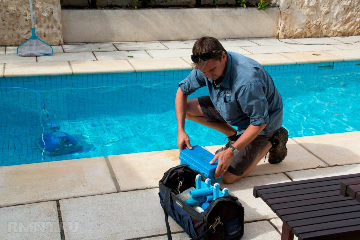 Why Maintaining Proper Acid Levels Is Crucial for Swimmer Safety