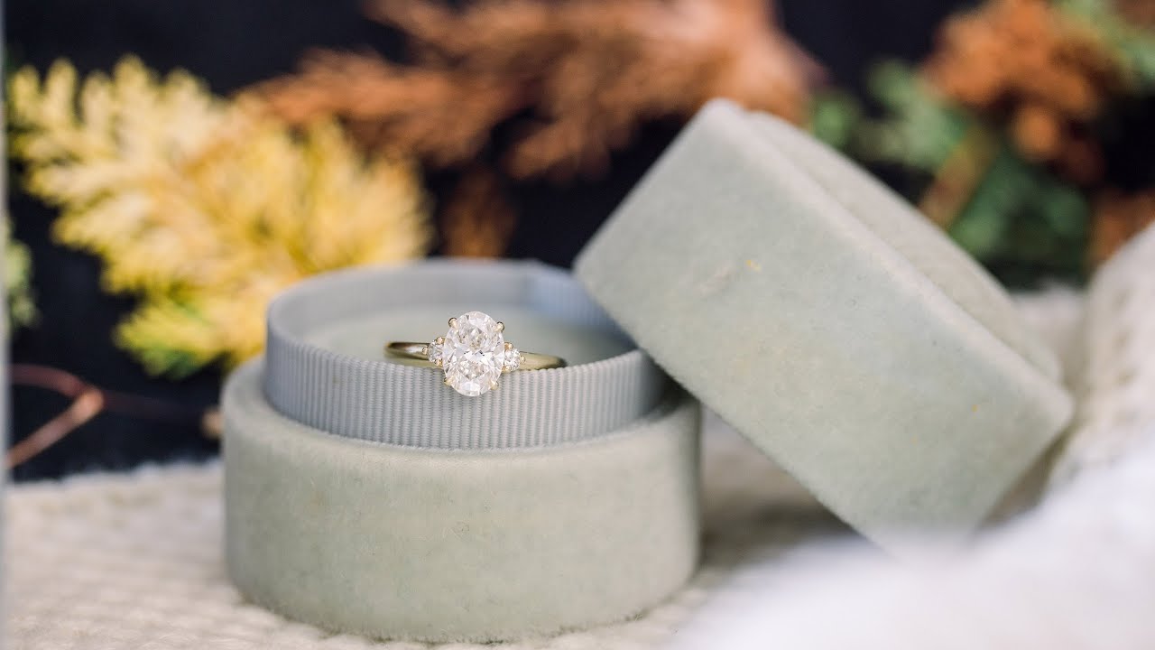 lab grown diamond ring in Toronto